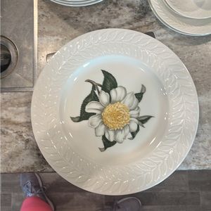 Theodore Haviland dinner plate